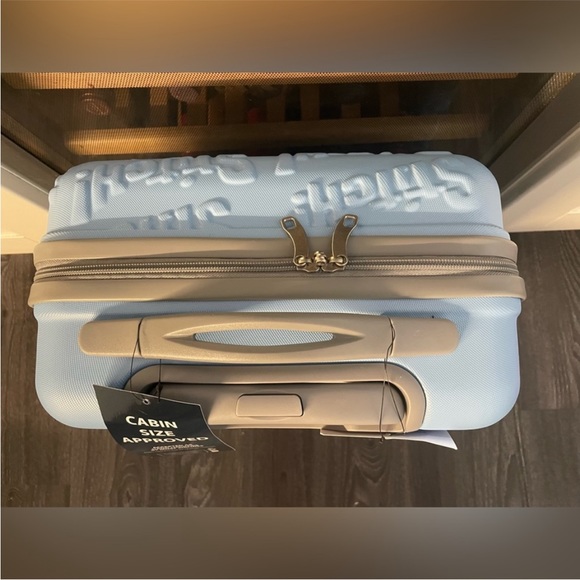 NWT Lilo and stitch luggage Carry On size, backpack and weekender bag - Picture 8 of 15